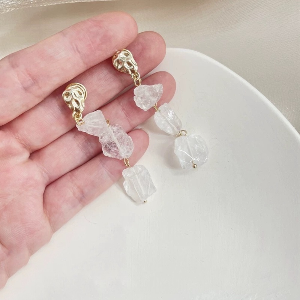 NEW Crystal Handmade Clip On Earrings White / Gold - Picture 4 of 4